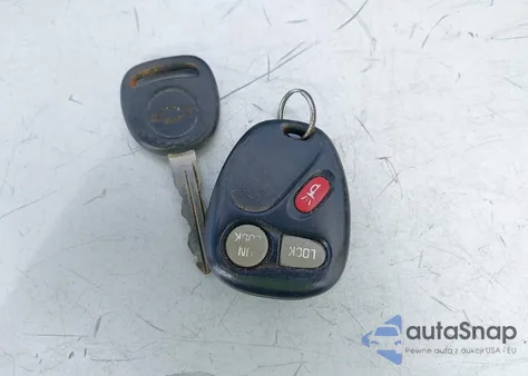 2001 Chevrolet Silverado 1500 Ls from USA, damaged, VIN 2GCEC19V911145755